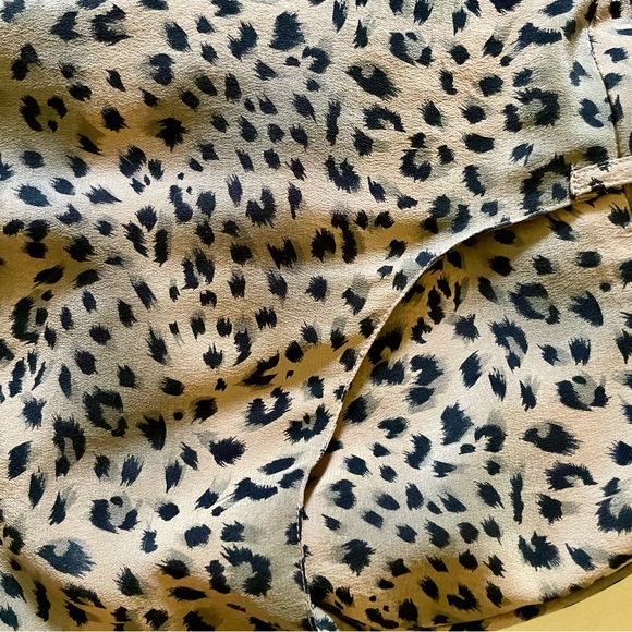 Silk leopard print dress in black, grey, taupe multi color. - Picture 7 of 9